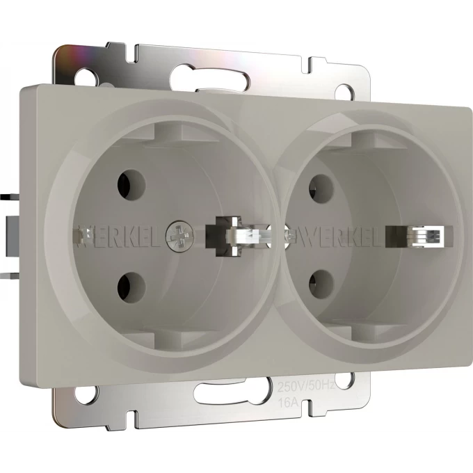 Розетка двойная с заземлением WERKEL W1272004 дымчатый a069774 Розетка двойная с заземлением WERKEL W1272004 дымчатый a069774